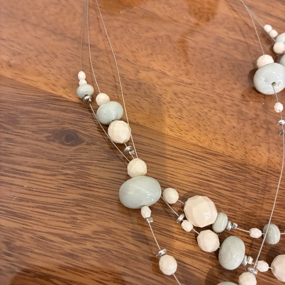 Beautiful Blue & White Multi Strand Beaded Necklace & Earring Set Coastal Boho - Picture 9 of 12